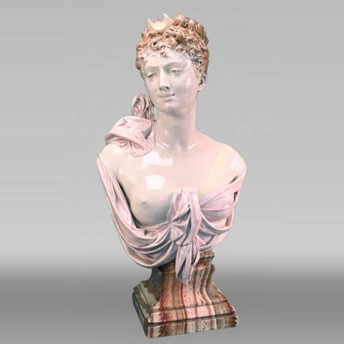 Louis-Robert CARRIER-BELLEUSE pour la faïencerie de CHOISY-LE-ROY, Buste de Diane, vers 1900