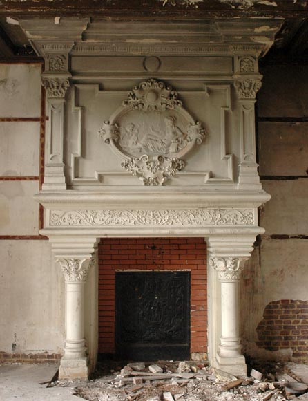 Monumental antique Neo-Renaissance style stone mantel coming from the Chateau of Montgeon_fr