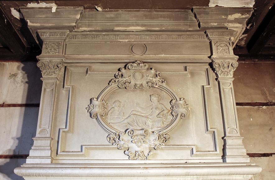Monumental antique Neo-Renaissance style stone mantel coming from the Chateau of Montgeon_fr