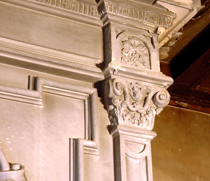 Monumental antique Neo-Renaissance style stone mantel coming from the Chateau of Montgeon_fr