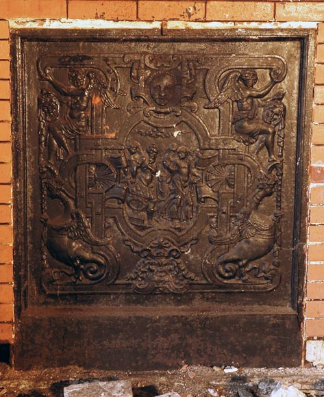 Monumental antique Neo-Renaissance style stone mantel coming from the Chateau of Montgeon_fr