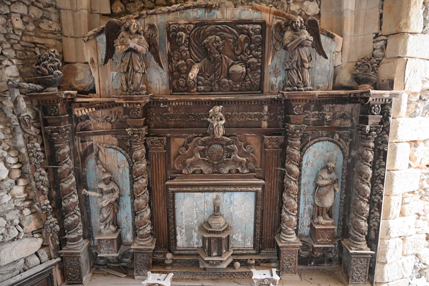 Autel et retable d'église baroques de la fin du XVIIe siècle-4