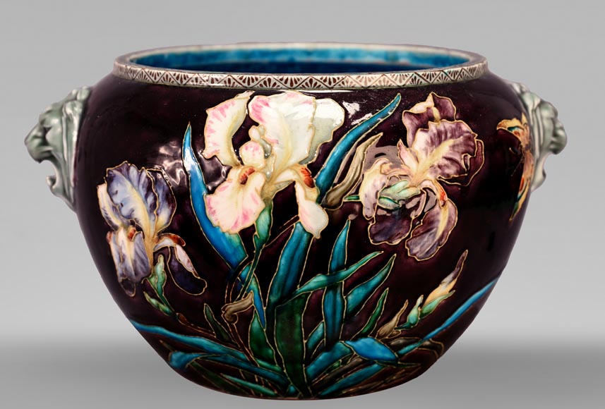 Théodore Deck, Vase aux fleurs et aux papillons, v. 1880-0