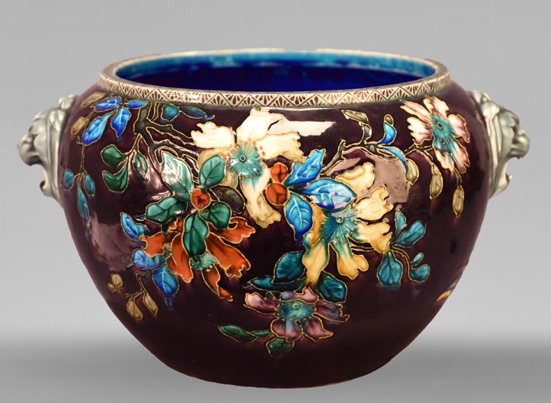 Théodore Deck, Vase aux fleurs et aux papillons, v. 1880-5