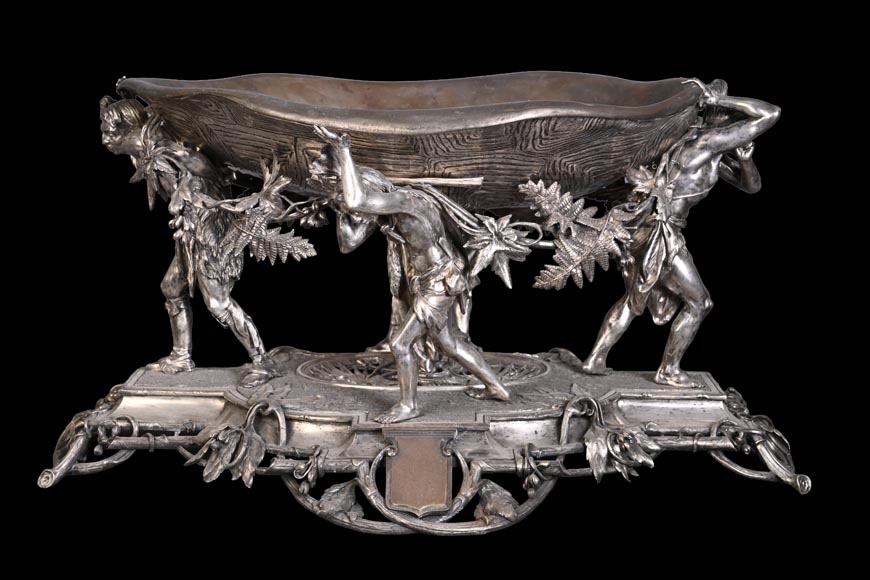 CAILAR, BAYARD et CIE – Surtout de table aux Indiens d'Amérique CAILAR, BAYARD et CIE – Surtout de table aux Indiens d'Amérique-1