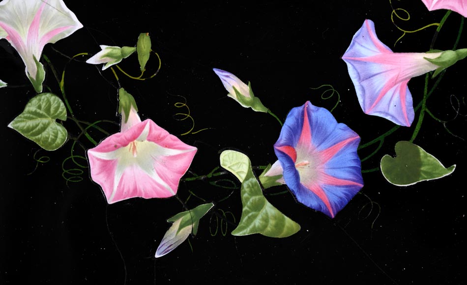 Guéridon de style Napoléon III par Julien-Nicolas RIVART – Marqueterie florale sur plateau en marbre-3