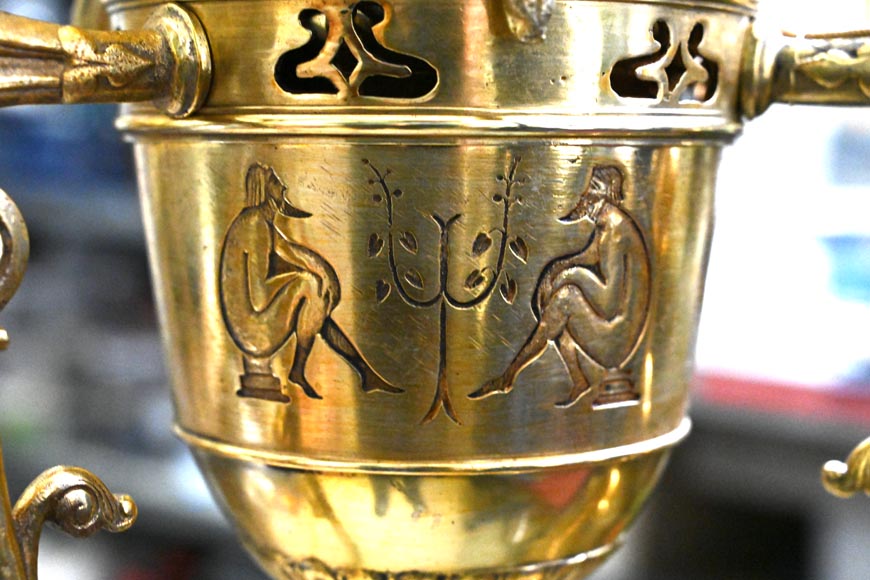 Lustre égyptomania en bronze doré, verre opalin-4