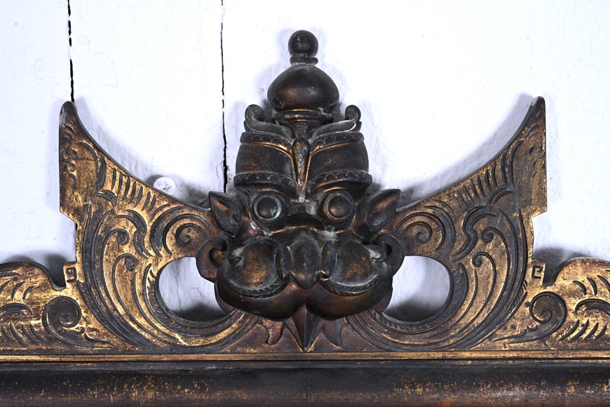 Maison MARNYHAC (attrib.) – Miroir en bronze doré ajouré, décor de style vietnamien-1