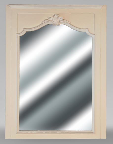 Trumeau de style Louis XV décoré d'une palmette asymétrique-0