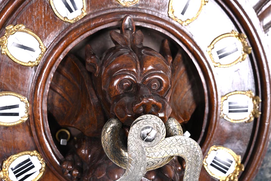 Pendule japonisante en bois sculpté et pierre semi-dure – XIXème siècle-5