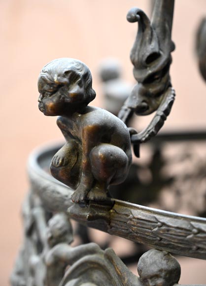 Lustre néo-Renaissance en bronze avec des monstres-3