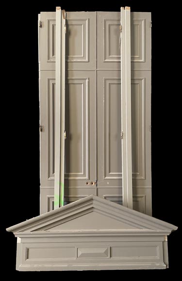 Paire de doubles portes avec fronton, style Louis XVI-5