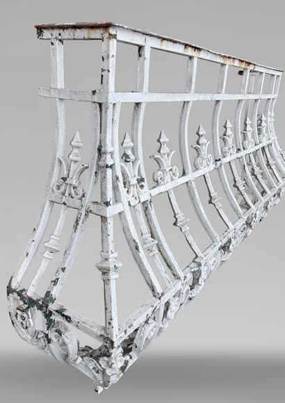 Paire de balcons en fonte de fer, époque Napoléon III Paire de balcons en fonte de fer, époque Napoléon III-1