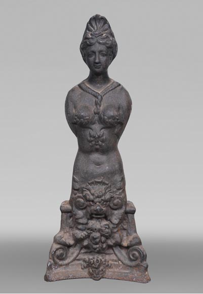 Paire de chenets en fonte de fer de style Renaissance – XIXe siècle-1