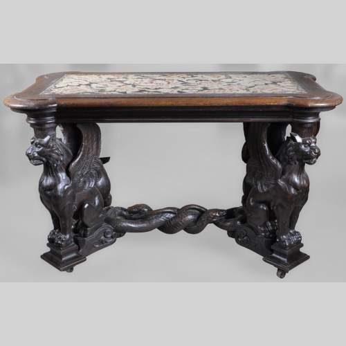 Table aux Sphinx en chêne de style Napoleon III