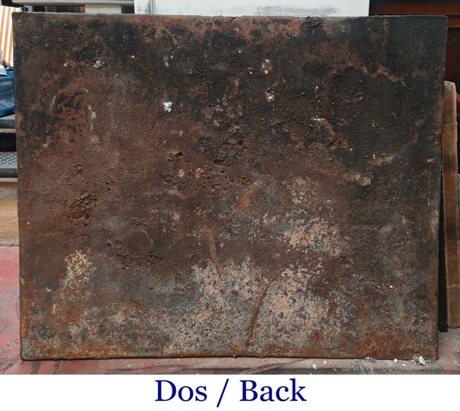 Plaque de cheminée d'époque louis XV, décorée d'un aigle tenant une devise Plaque de cheminée d'époque louis XV, décorée d'un aigle tenant une devise-6