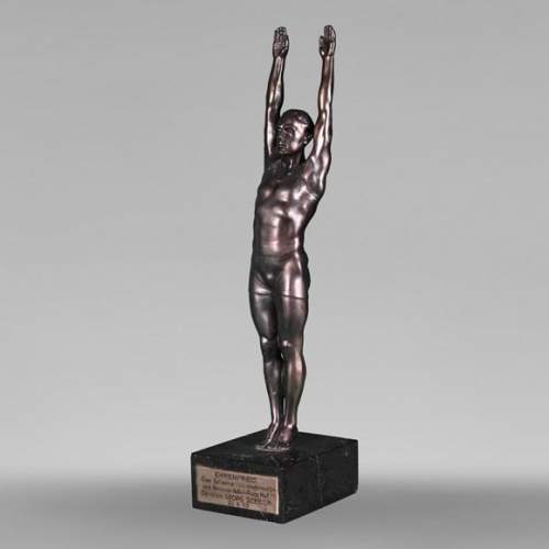 « Nageur », statuette en métal patiné