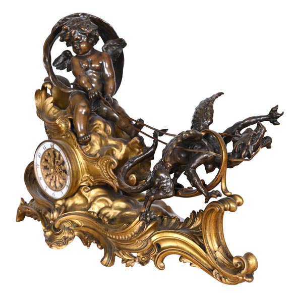 Pendule de style rococo au chiffre de Louis XV, bronze doré et patiné Pendule de style rococo au chiffre de Louis XV, bronze doré et patiné-4