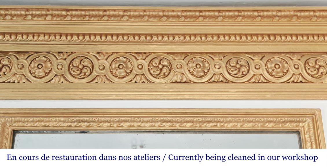 Trumeau de style Louis XVI rehaussé de peinture doré Trumeau de style Louis XVI rehaussé de peinture doré-1