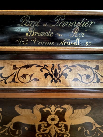 PORET ET PANNETIER, Billard français de style Louis-Philippe à riche décor de marqueterie reposant sur six pieds de lion en bronze doré PORET ET PANNETIER, Billard français de style Louis-Philippe à riche décor de marqueterie reposant sur six pieds de lion en bronze doré-2