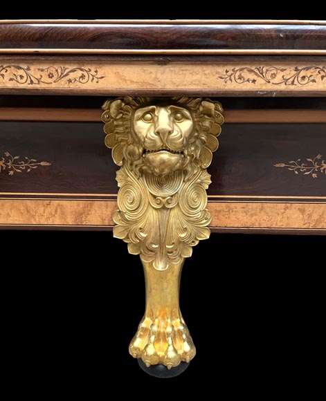 PORET ET PANNETIER, Billard français de style Louis-Philippe à riche décor de marqueterie reposant sur six pieds de lion en bronze doré PORET ET PANNETIER, Billard français de style Louis-Philippe à riche décor de marqueterie reposant sur six pieds de lion en bronze doré-4