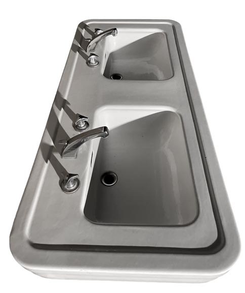 Lavabo double vasque en céramique émaillée, robinetterie chromée, Art Déco-2