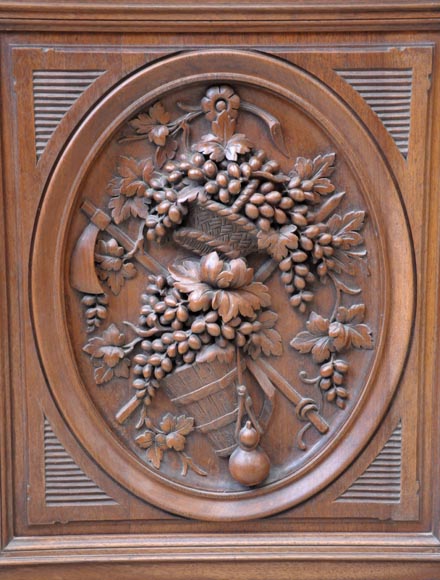 Grand buffet vitré d’époque Napoléon III au décor agreste Grand buffet vitré d’époque Napoléon III au décor agreste-3