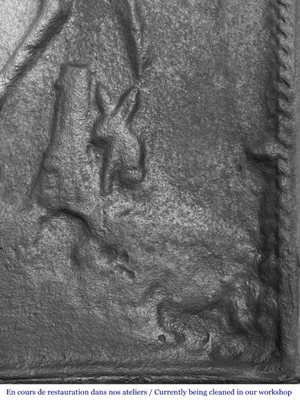 Plaque de cheminée en fonte représentant 