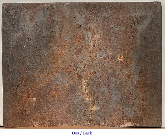 Plaque de cheminée en fonte représentant 