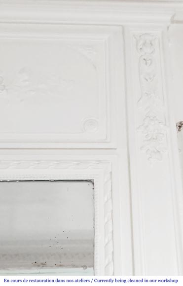 Trumeau de style Louis XVI aux instruments de musique-4