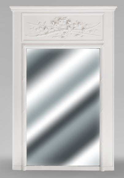 Trumeau de style Louis XVI à la couronne de rose-0