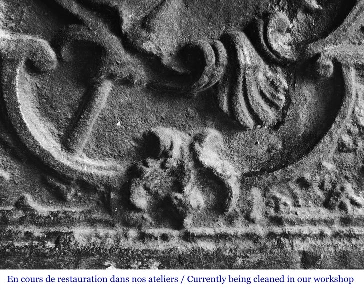 Plaque de cheminée aux Armoirie au lion-6