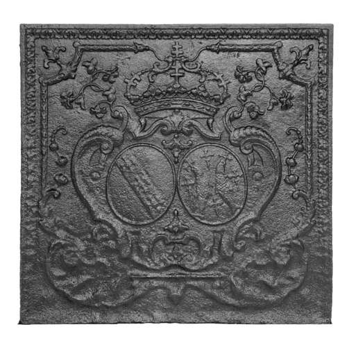 Plaque de cheminée aux armoiries couronnés