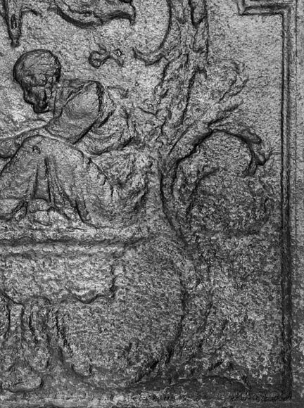 Plaque de cheminée aux personnages près du feu-6