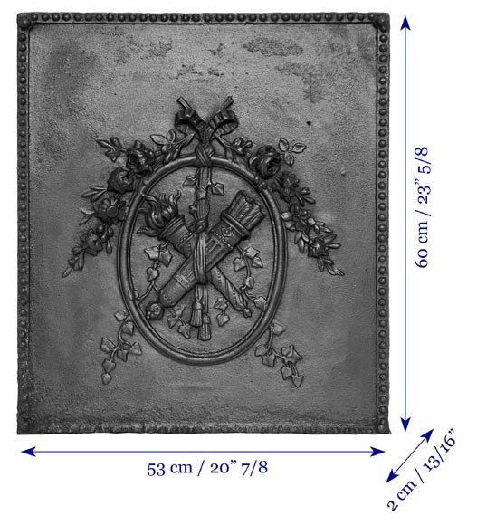 Plaque de cheminée de style Louis XVI aux carquois et flambeaux Plaque de cheminée de style Louis XVI aux carquois et flambeaux-8