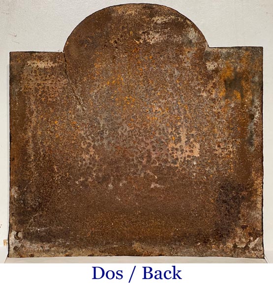 Plaque de cheminée aux armes de France et corne d'abondance Plaque de cheminée aux armes de France et corne d'abondance-7