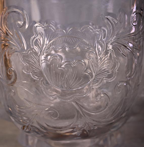 L’Escalier de CRISTAL (att. à), coupe quadrilobée avec sa base et son couvercle, cristal et bronze doré L’Escalier de CRISTAL (att. à), coupe quadrilobée avec sa base et son couvercle, cristal et bronze doré-10