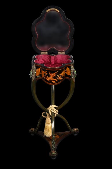 Charles-Guillaume DIEHL, Guéridon aux insectes et papillons-1