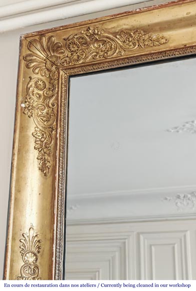 Trumeau doré d'époque Louis Philippe décoré de fleurs et d'une palmette-2