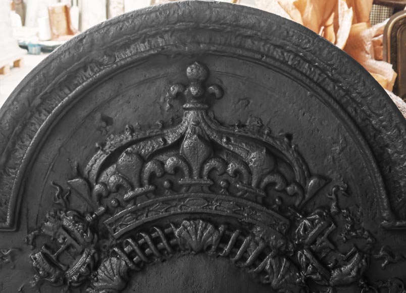 Plaque de cheminée aux armes de France et au H couronné-1