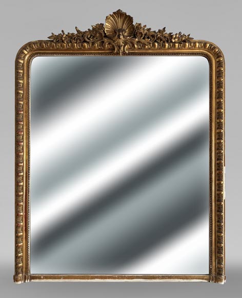 Trumeau doré de style Louis XV surmonté d'une coquille Trumeau doré de style Louis XV surmonté d'une coquille-0