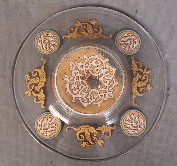 GIBOIN Nicolas-Jean Alphonse — Assiette en verre soufflé émaillé et doré à décor hispano-mauresque GIBOIN Nicolas-Jean Alphonse — Assiette en verre soufflé émaillé et doré à décor hispano-mauresque-5