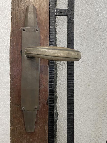 Porte intérieure Art Déco en bois et ferronnerie, à décor géométrique et vitrage granité Porte intérieure Art Déco en bois et ferronnerie, à décor géométrique et vitrage granité-5