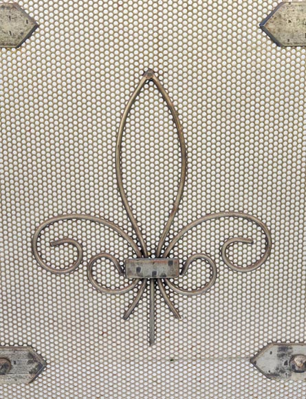 Pare étincelle moderne décoré d'une fleur de lys-2