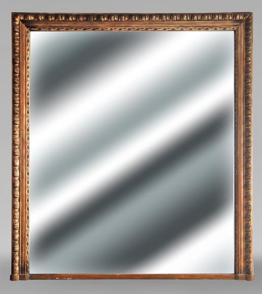 Trumeau doré de style Louis XVI a décor de frise-0