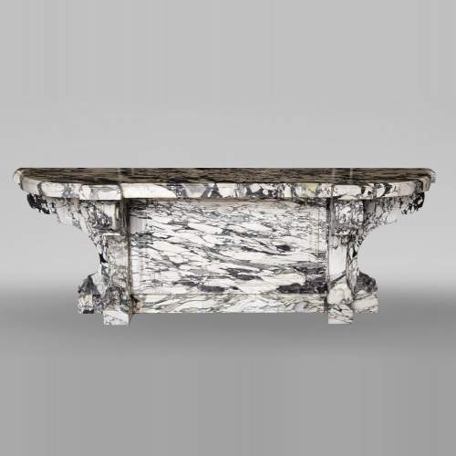 Grande console de style Napoléon III en marbre Brèche violette à pattes de lion