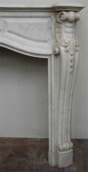 Cheminée Louis XV en marbre de Carrare du XIXè siècle-3