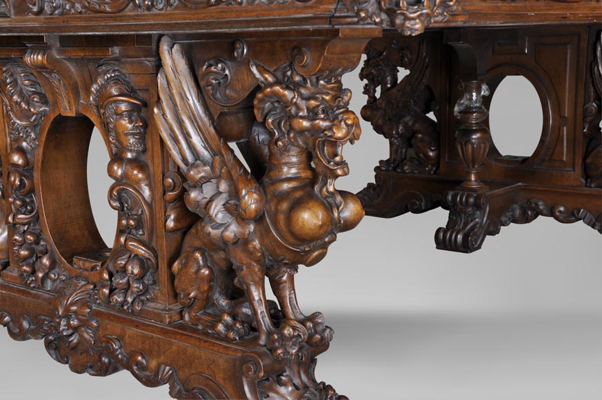 Table De Repas Néo-Renaissance En Chêne Massif - XIXe Siècle