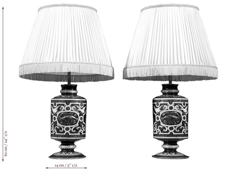 Edouard DAMMOUSE - Paire de lampe de style Néo-Renaissance datée de 1885-7