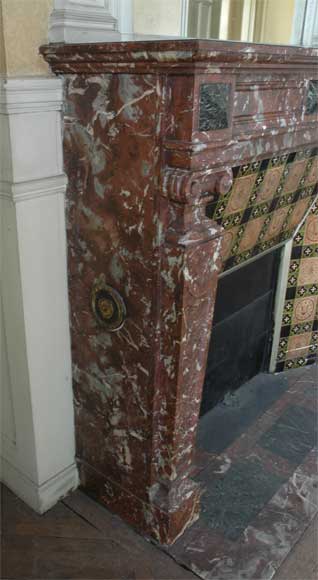 Cheminée ancienne de style Napoléon III en marbre Rouge du Nord-3